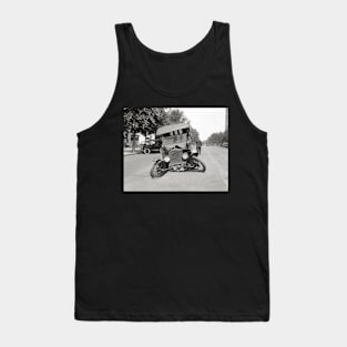 Crashed Ford Model T, 1922. Vintage Photo Tank Top